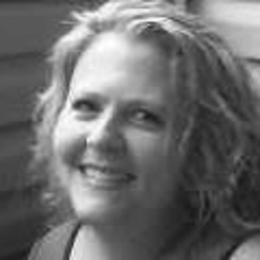 Meet your Posher, Denise